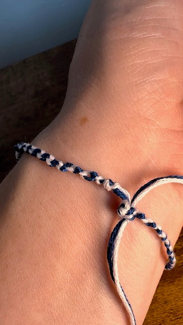 Simple Blue & White Bracelet