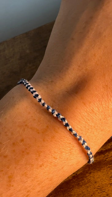 Simple Blue & White Bracelet